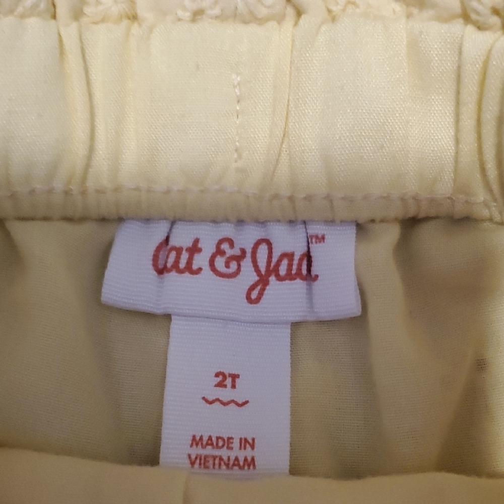 🐻 Cat & Jack Kids Yellow Eyelet Shorts - Picture 2 of 3